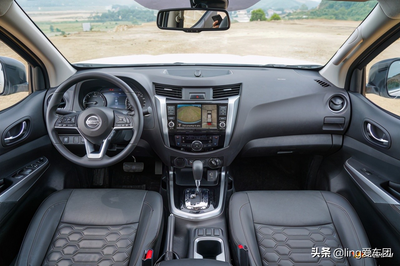 2021款日产纳瓦拉越野测试,2021日产纳瓦拉navara