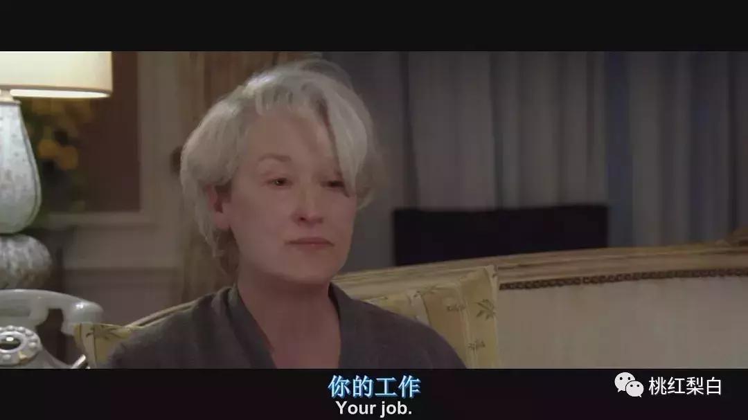 59岁穿比基尼秀长腿A4腰,她就是传说中的女魔头吧?