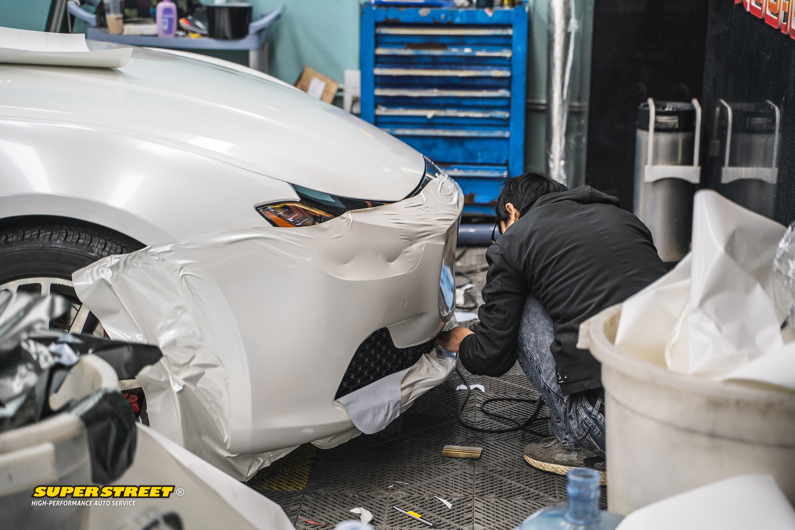 玛莎拉蒂吉博力汽车贴膜改色,superstreet改装