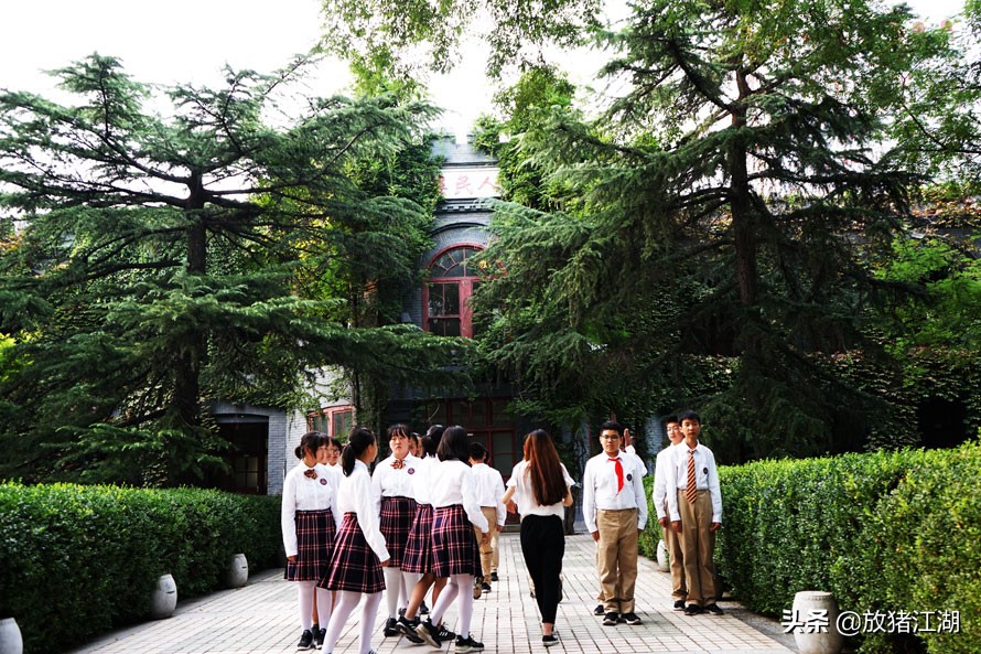京城这座最美中学,比北大建校历史还要久远,校园风景如民国画卷