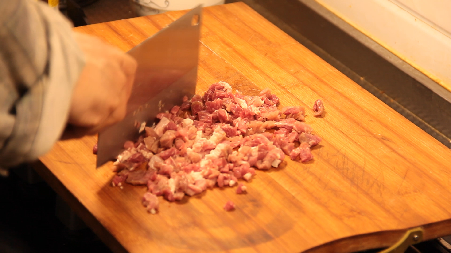 粉皮肉最简单的做法,肉末蒜焖粉皮最简单的做法