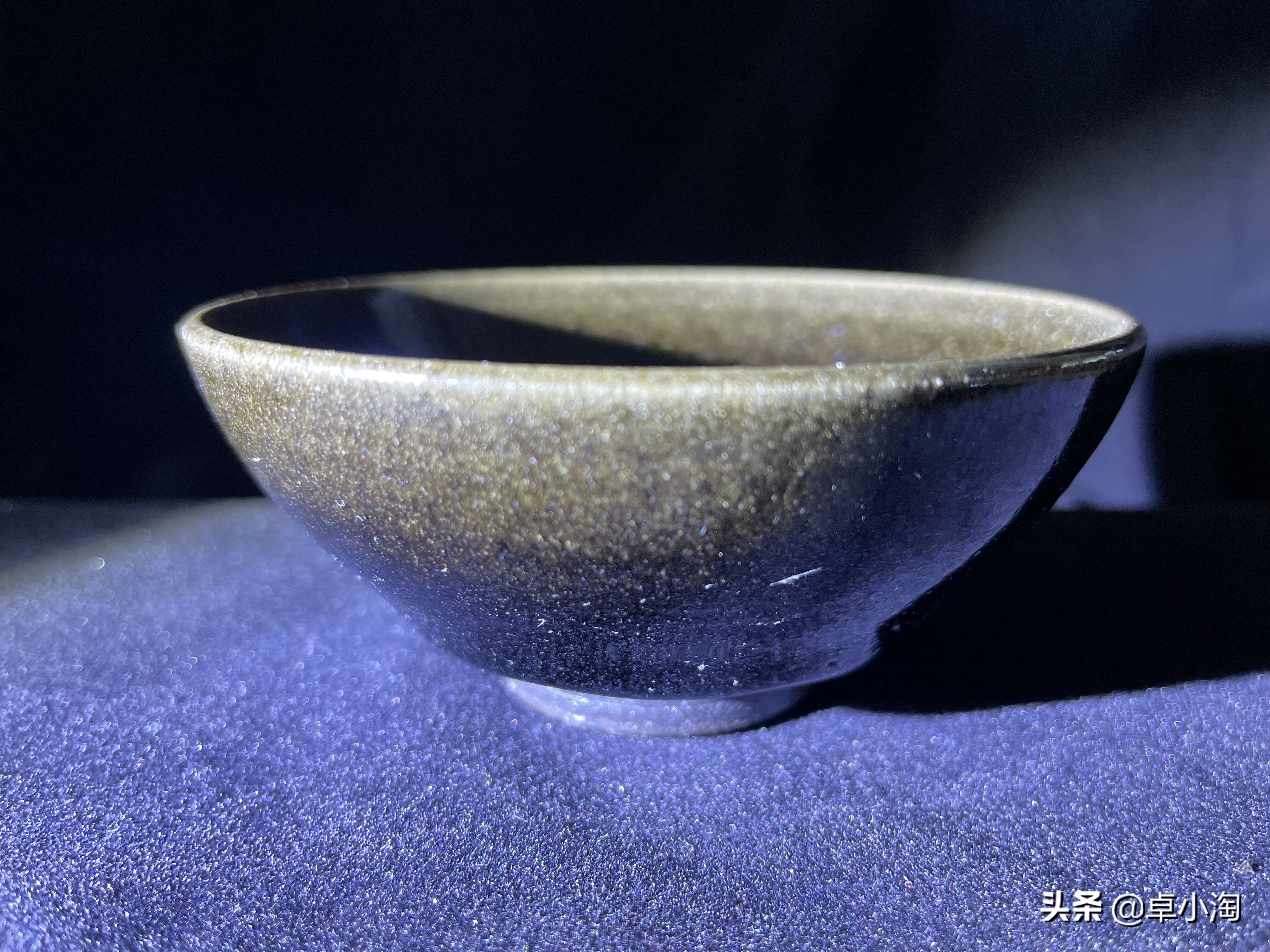 建盏釉面入门,建盏乌金里的金沙是啥