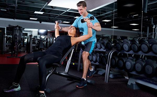 学完健身教练如何工作更有效率,4个健身误区