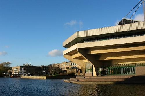 2020艺考：上海视觉艺术学院与上海对外经贸大学合作举办艺术本科