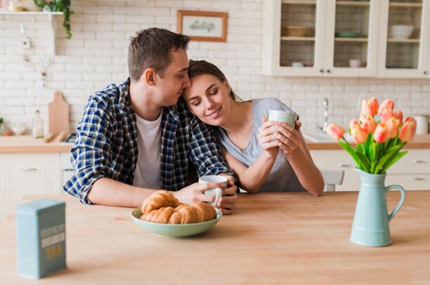 如何让女生给自己一个亲密称呼,怎么说话让女生小鹿乱撞
