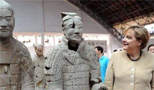 兵马俑有哪些不为人知的一面,兵马俑中发现一张真脸历史