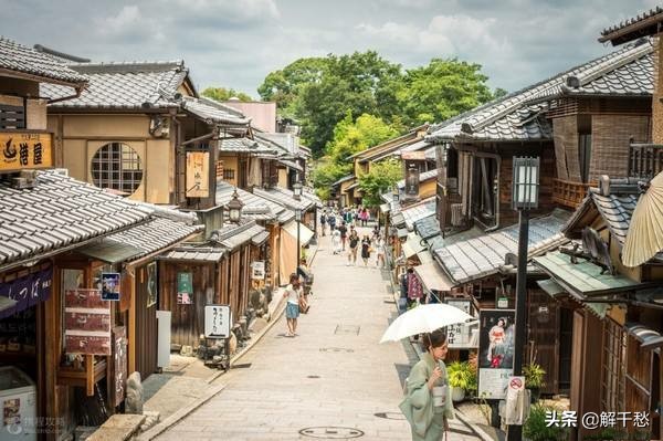 为什么古人说买东西而不是买南北,为什么叫买东西而不叫买南北呢