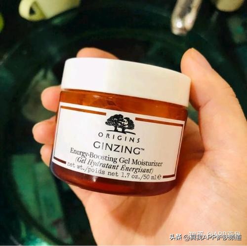 想要清爽提亮的面霜,想要特别滋润的护肤品选哪个