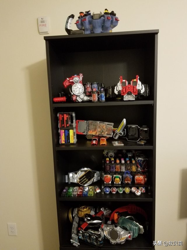 假面骑士逛漫展cosplay,假面骑士手办展示怎么摆