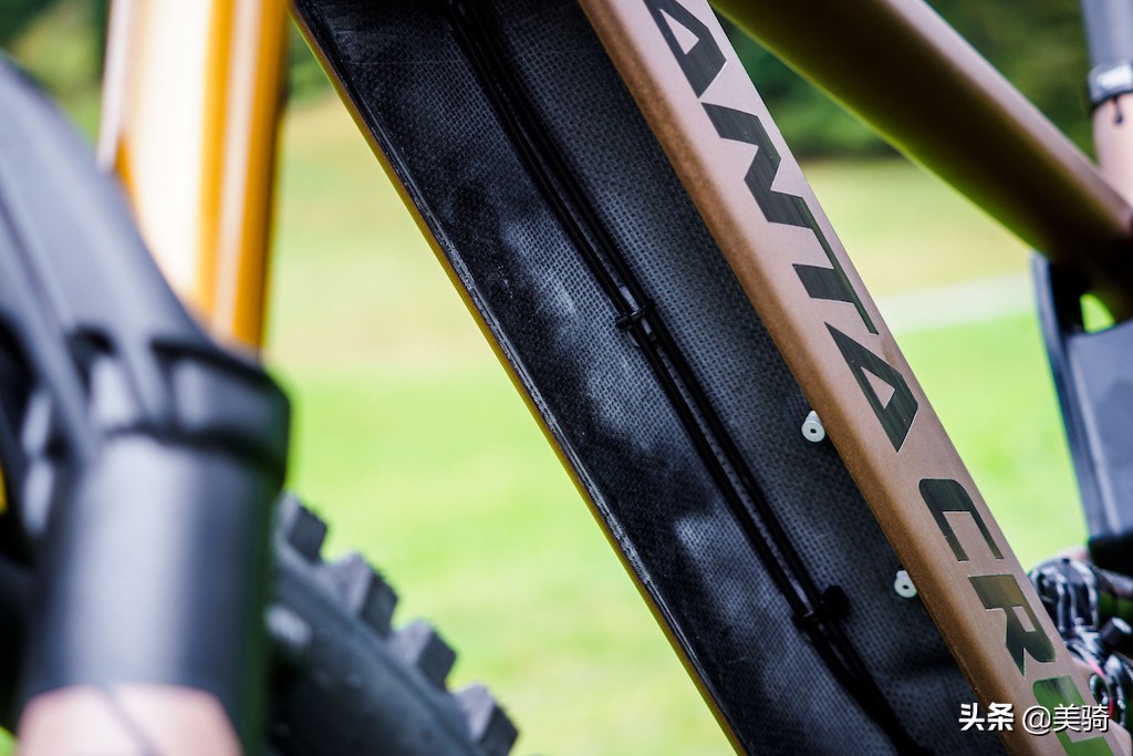 来电了！170mm猛兽SantaCruzBullit评测