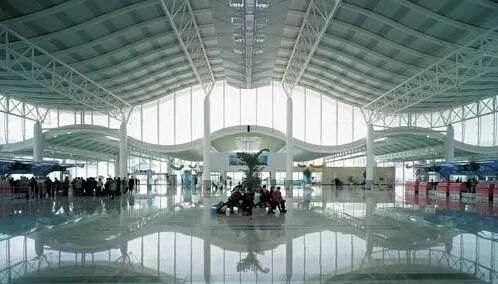 supreme事件,supreme下架衣服