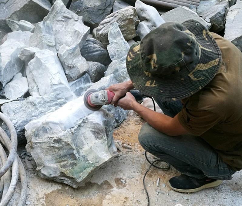 石雕要想买精细一些的要问哪些,大型石雕制作