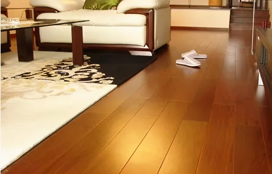 地面不平铺设地板后怎么办,地板铺好了才发现地面不平