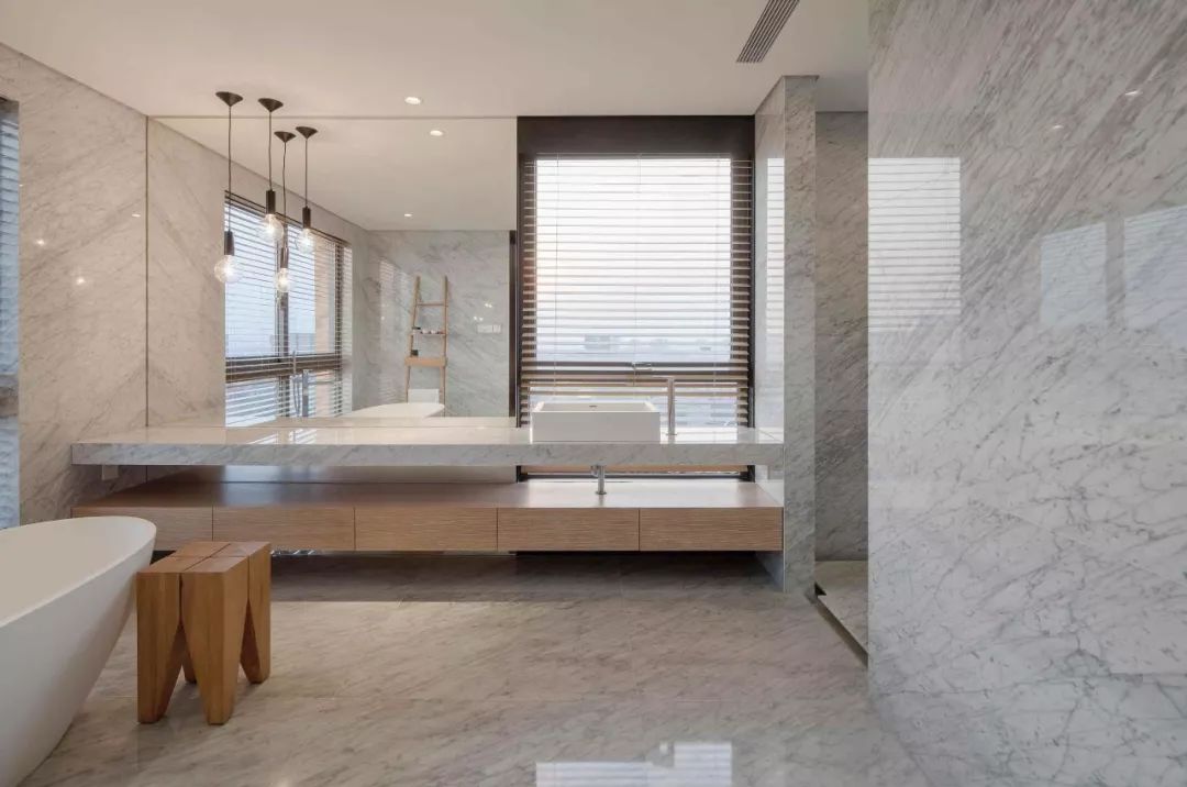 简约风吸顶灯装修效果,极简装修风格卧室灯用什么