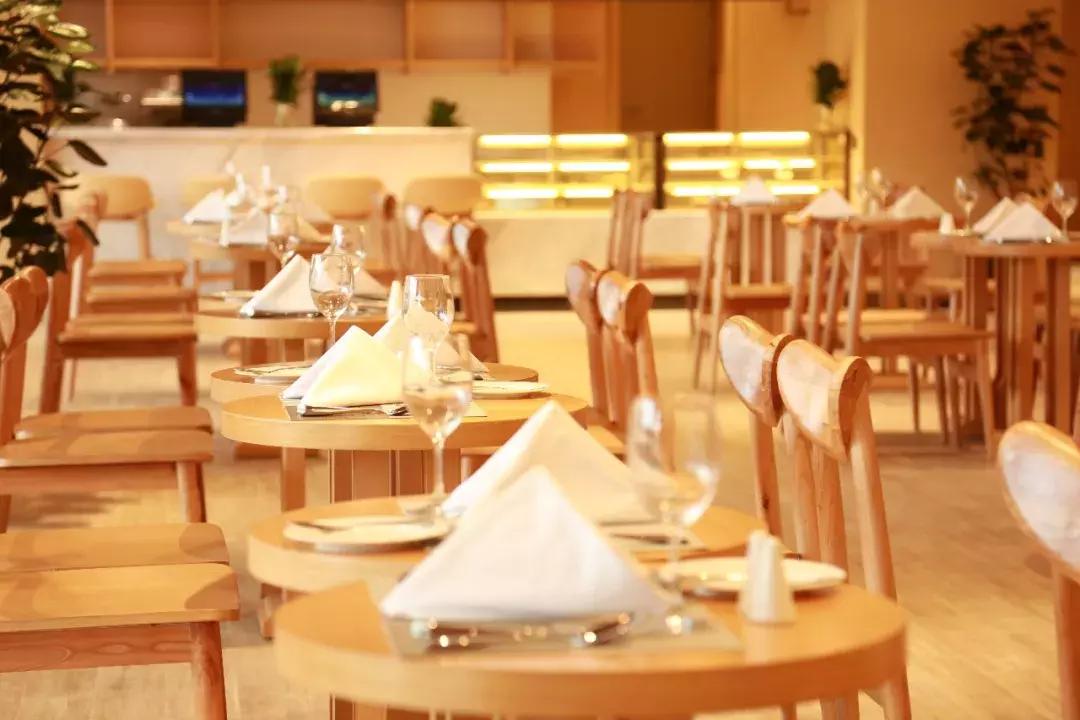 三亚中瑞酒店管理职业学院名列全国职业院校满意度排行榜第二