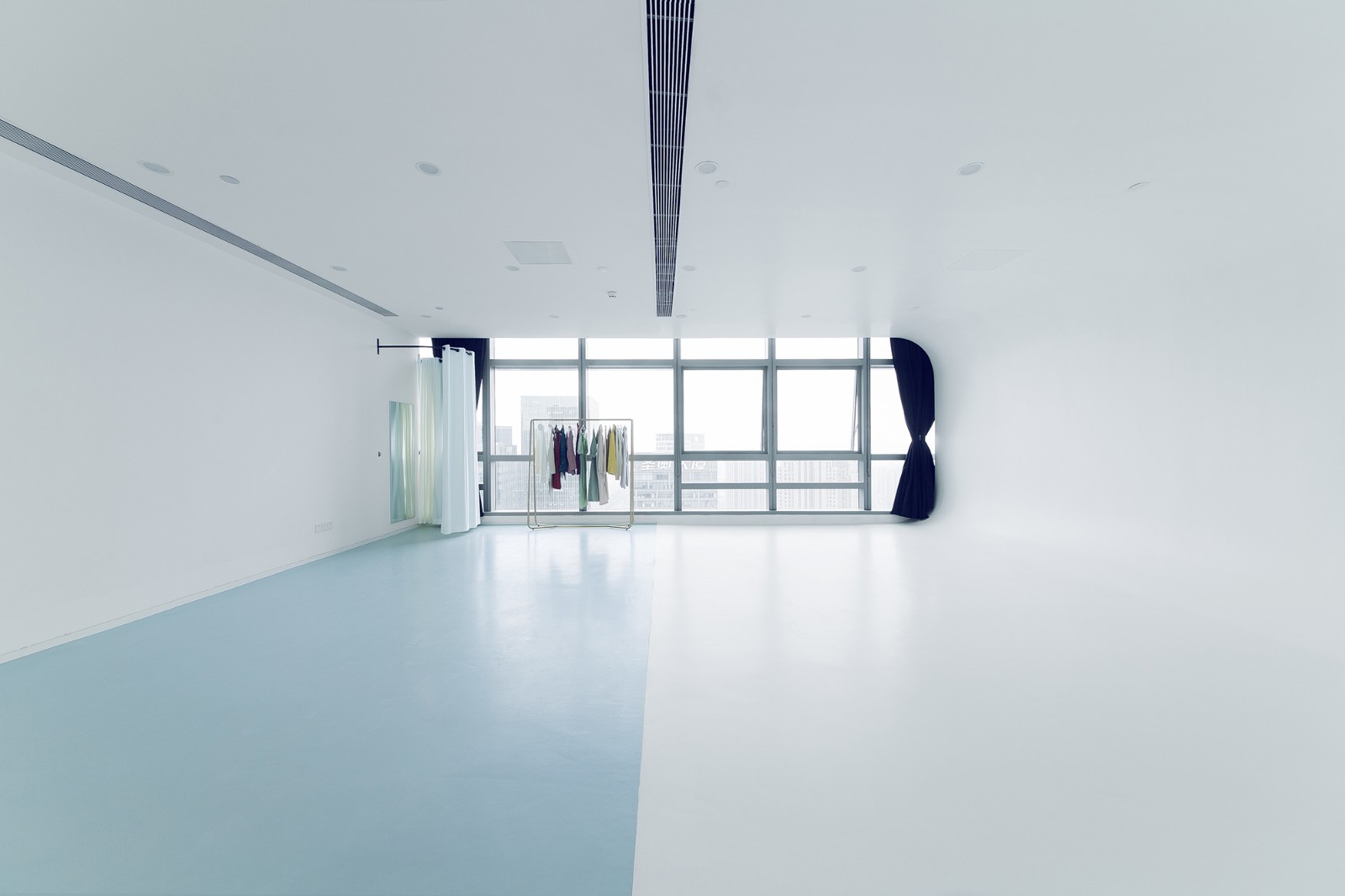 打造电商孵化基地,打造新型电商产业平台基地