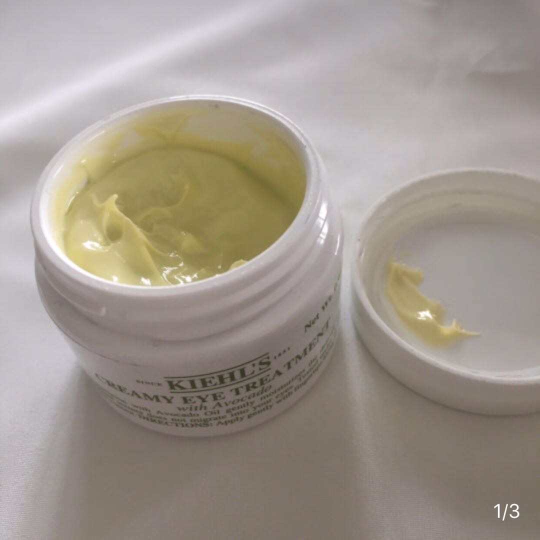 为啥有眼袋但涂眼霜会有脂肪粒,涂眼霜有脂肪粒怎么涂