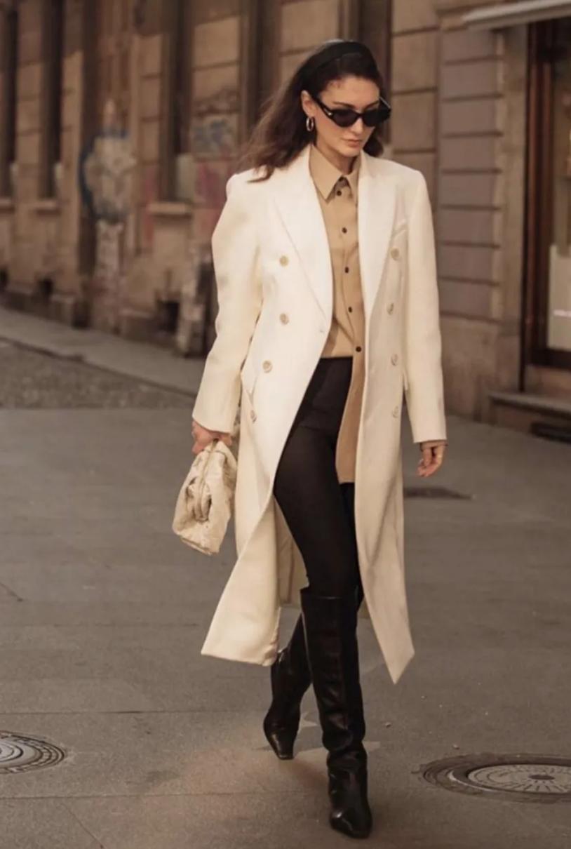 冬季显瘦裤子配靴子,现在还流行打底裤配靴子吗