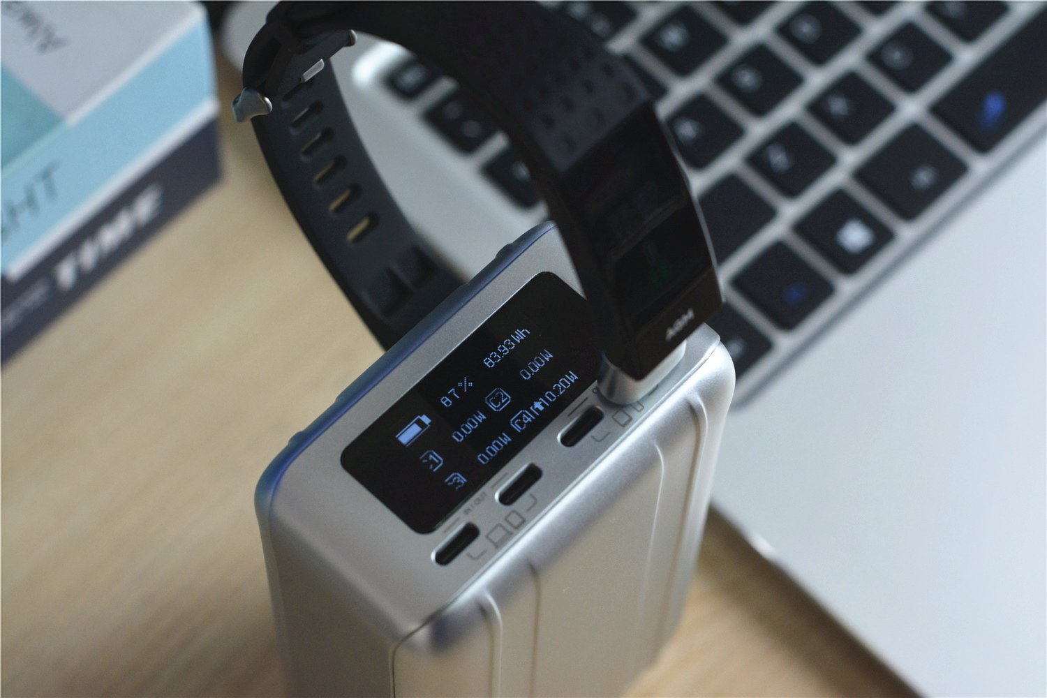 征拓充电宝快充版和普通版,征拓充电宝质量怎么样