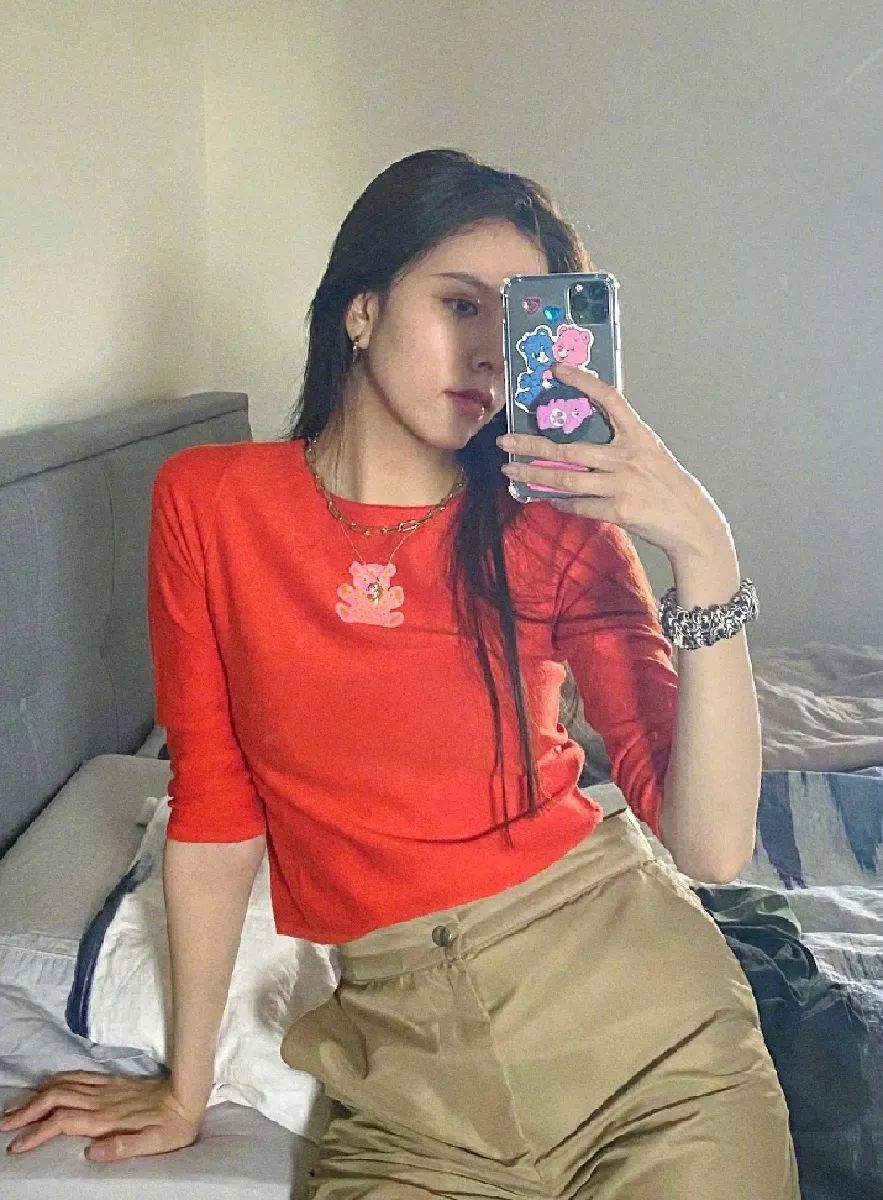 宋妍霏的潮流穿搭,宋妍霏一个被演技耽误的时尚博主