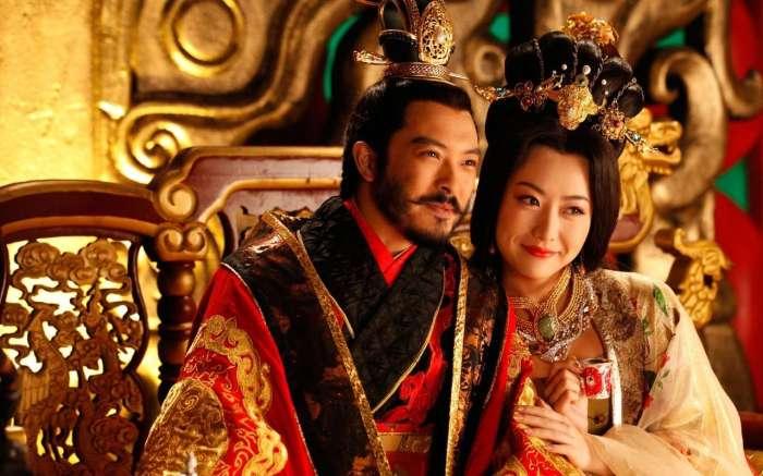 从灰姑娘逆袭成倾世皇妃的张丽华，貌若天仙却背上红颜祸水的骂名