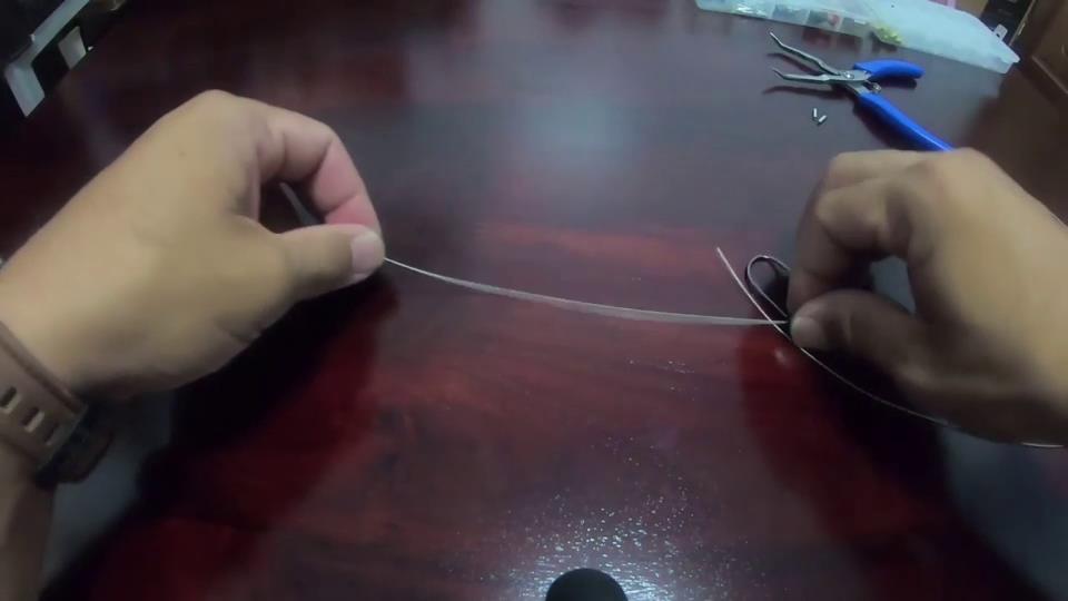 金属线绑钩的正确方法,特硬线绑钩方法