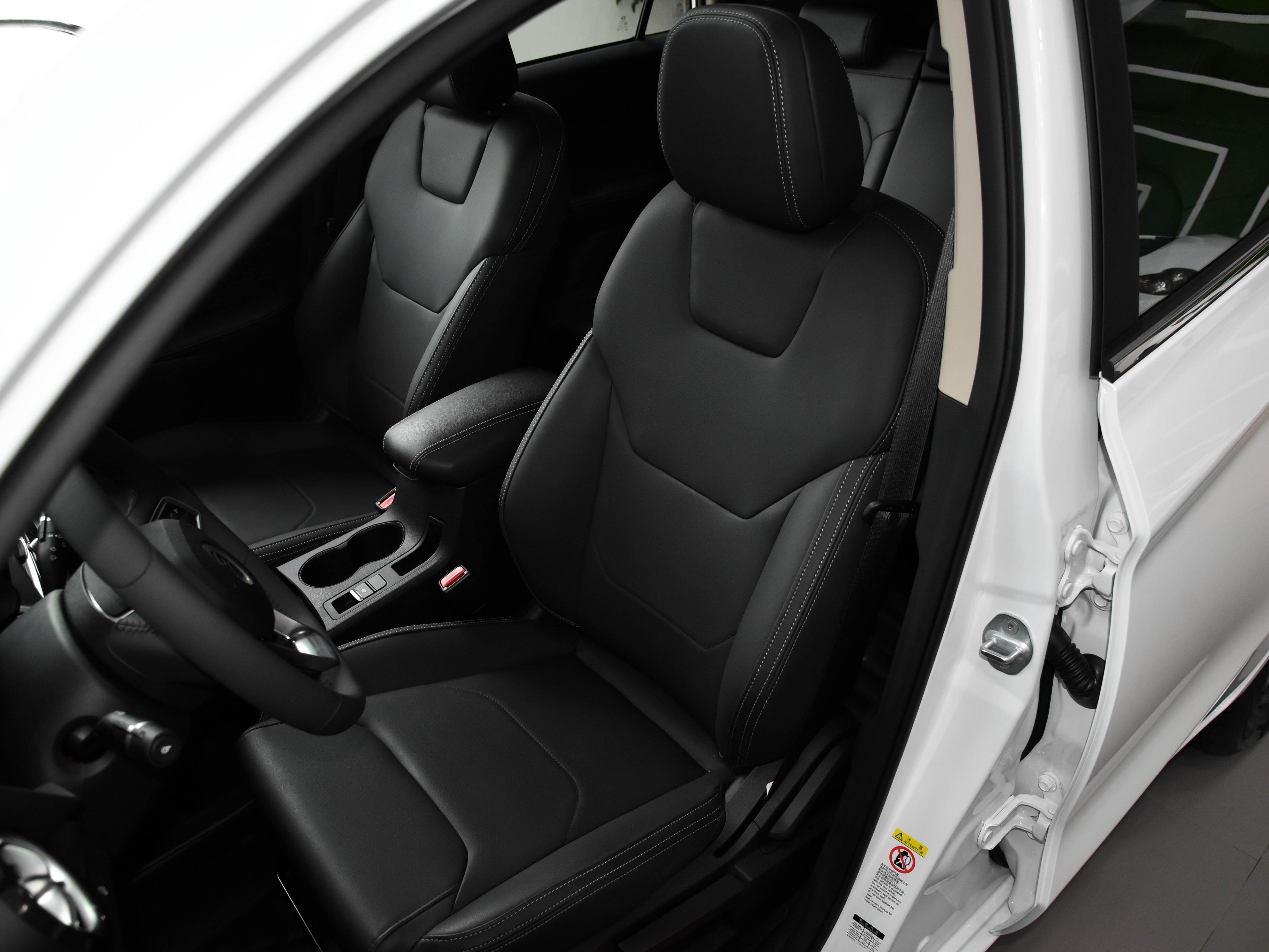 价格实惠的自动挡suv,买自动挡suv十万以下什么车最好