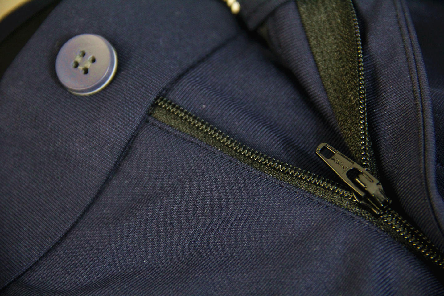 告别IT直男牛仔裤,码尚定制抖抖休闲裤更有型