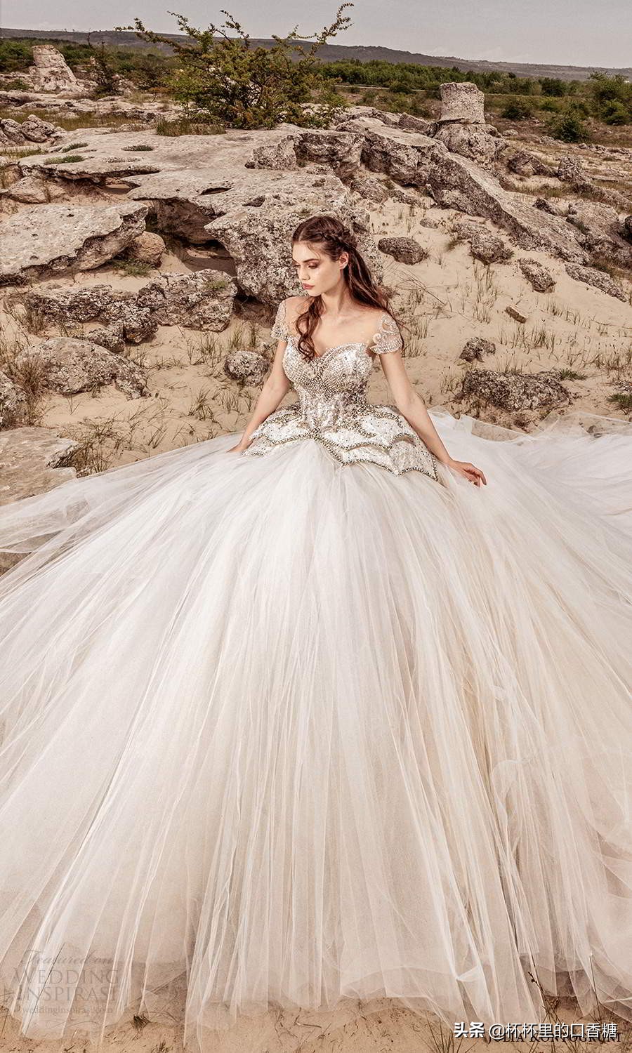juliakontogruni婚纱多少钱,juliakontogruni最新联名款婚纱