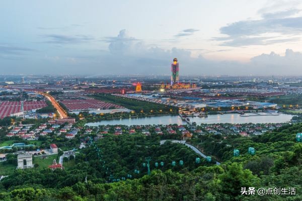 曾经的天下第一村负债400亿,耗资金6亿元烂尾酒店