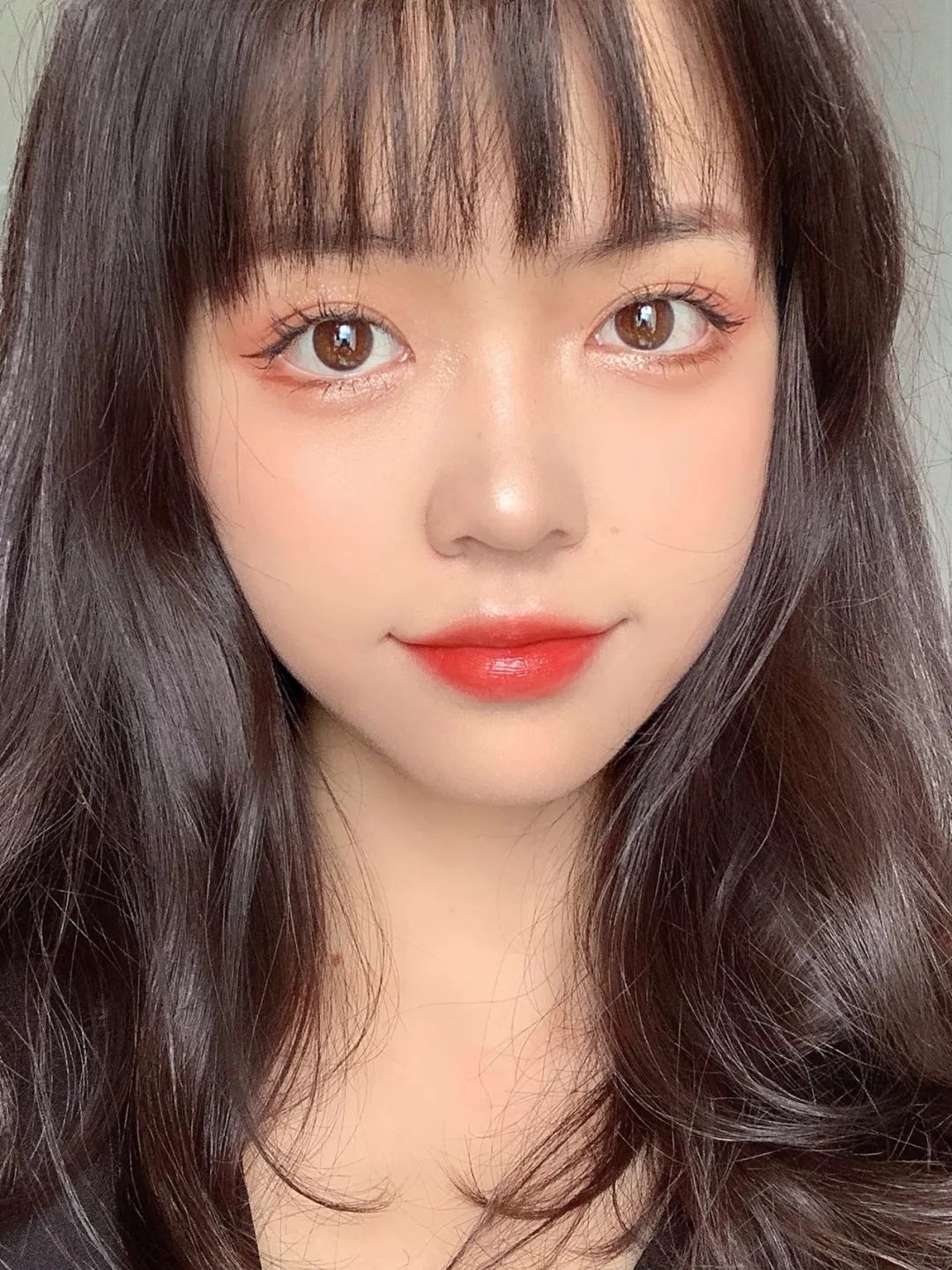 小个子五官立体要怎么搭配才好看,五官平平无奇的长相却很好看