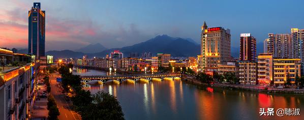 永春桃城镇桃园天地,山水桃源风景图片