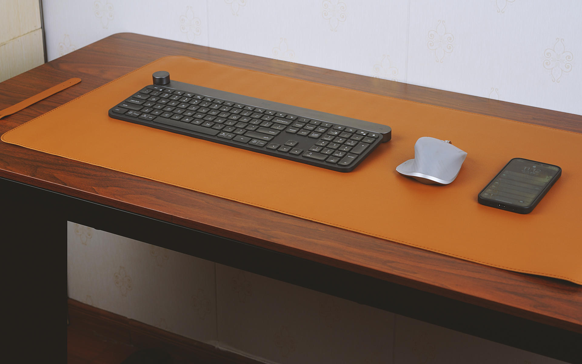 渐变白鼠标垫测评,细面亲肤鼠标垫推荐