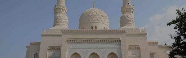 去迪拜旅游最低带多少钱,去迪拜用美金划算还是银联卡划算