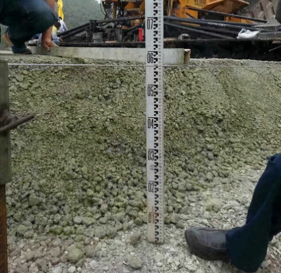 水稳基层表面松散的处理,水稳基层裂缝防治措施