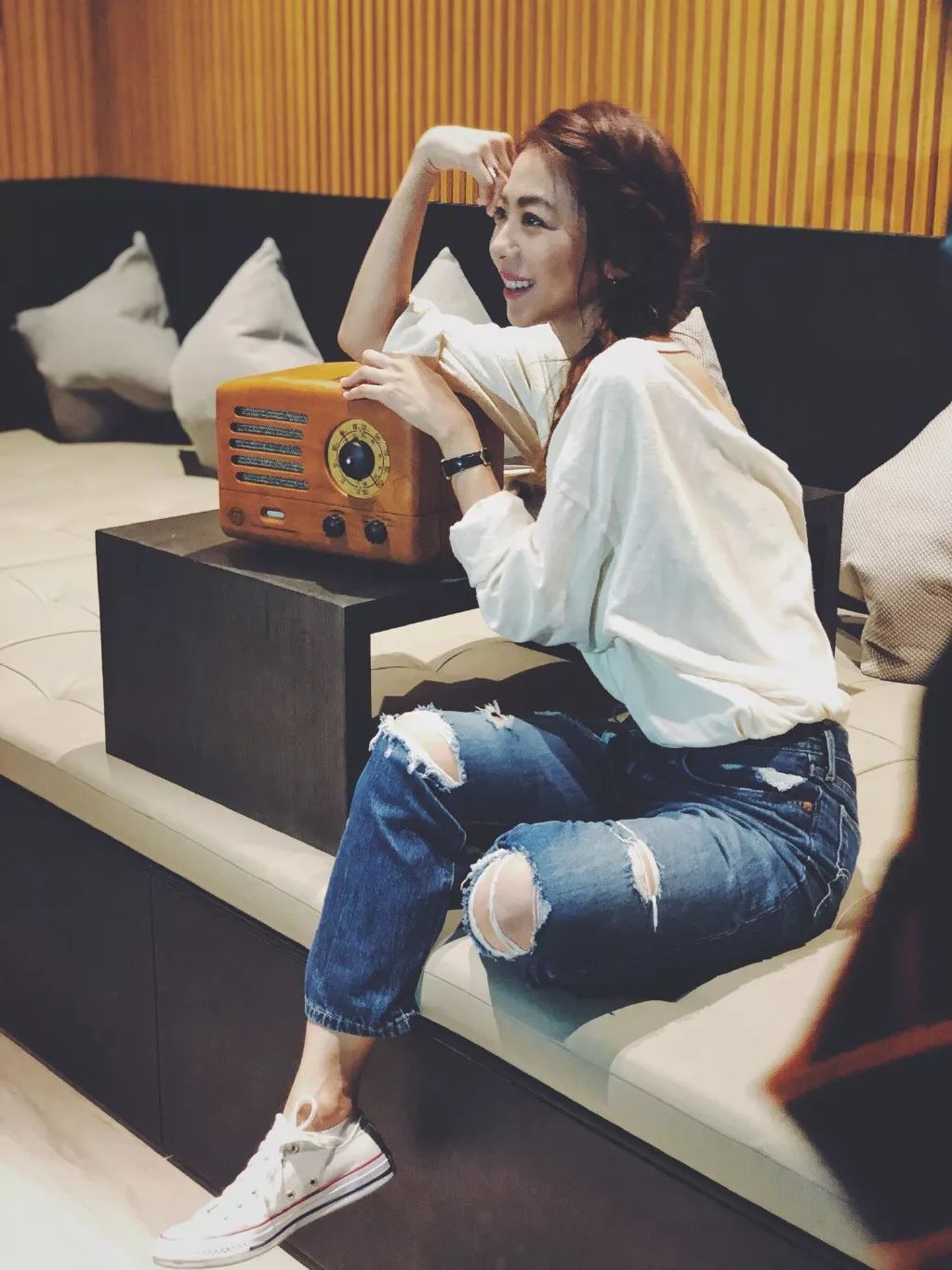 陈绮贞街头接吻后续,陈绮贞分手后新恋情曝光