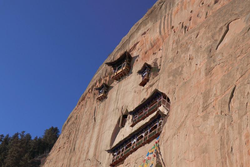 马蹄寺三十三天石窟因何得名,马蹄寺有个三十三天石窟