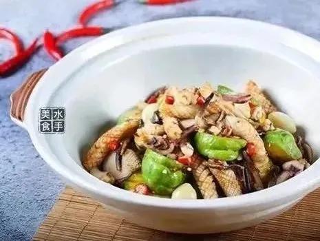 鱿鱼新吃法搭配咸蛋黄酱,鱿鱼头新吃法