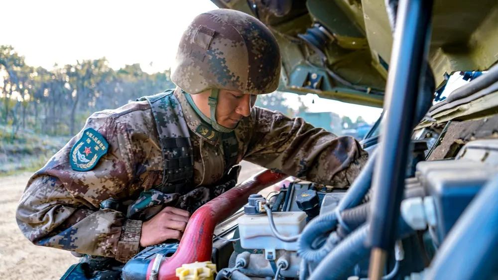 安全行驶百万公里长途客车驾驶员,杨猛司机