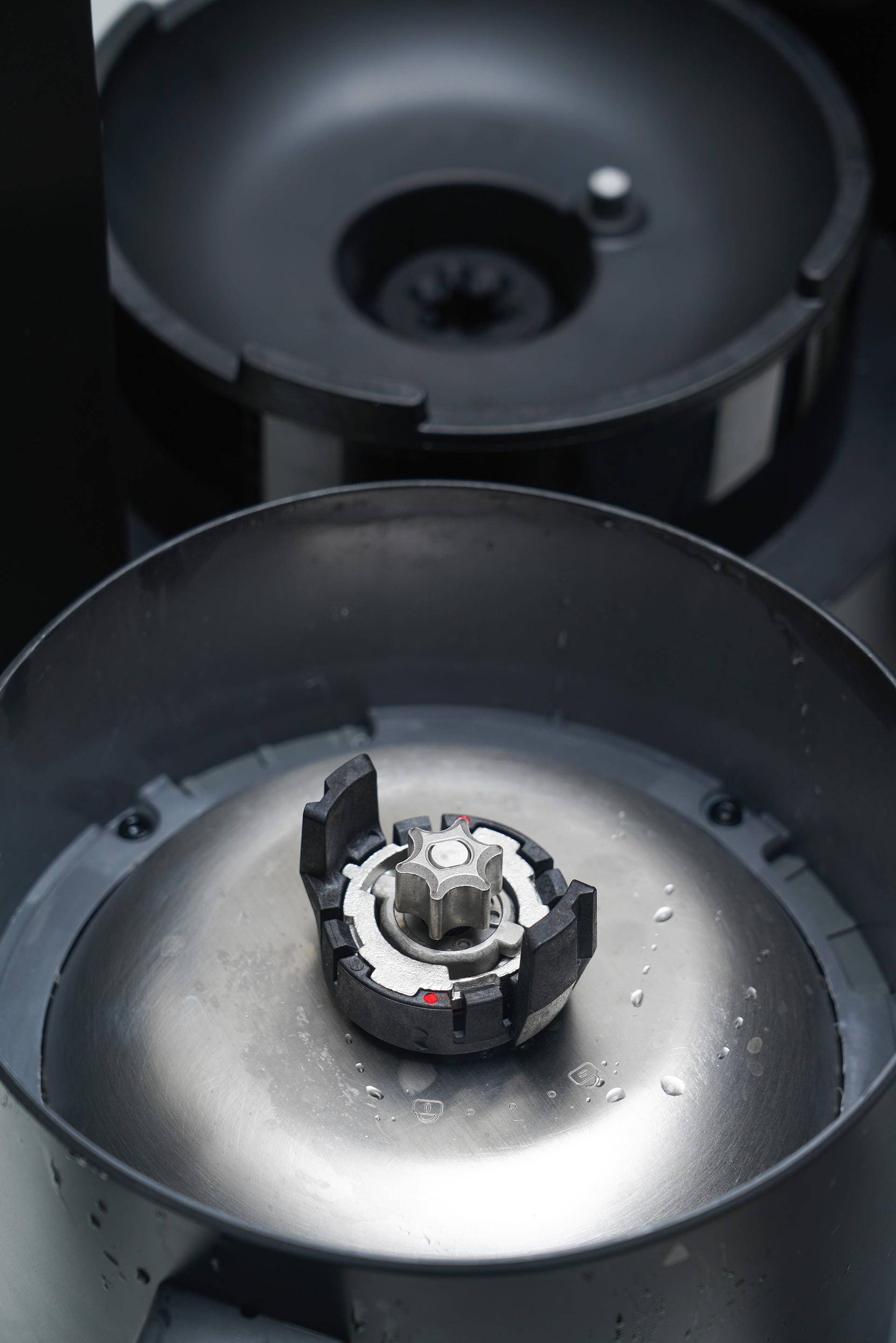 用自动机器炒菜的餐厅,自动炒菜料理机真实感受