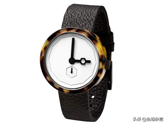 时尚女性戴什么手表 (什么牌子的女性手表性价比高)