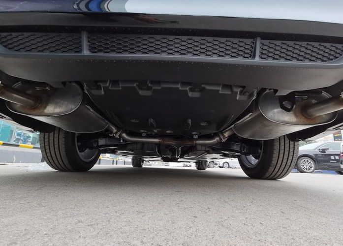 2.0亚洲龙动力试驾,亚洲龙2.0l发动机怎么样