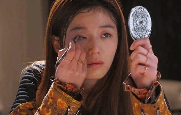 画眼线简单好看,画眼线要不要画下眼线