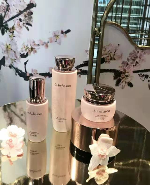 雪花秀sulwhasoo好用吗,sulwhasoo雪花秀全新智感透白防晒霜