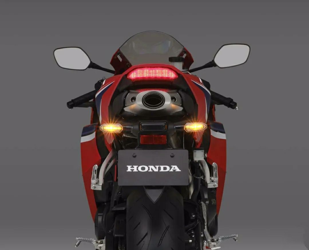 本田cbr600rr2024年能进中国大贸吗,本田cbr600rr中国能上牌吗