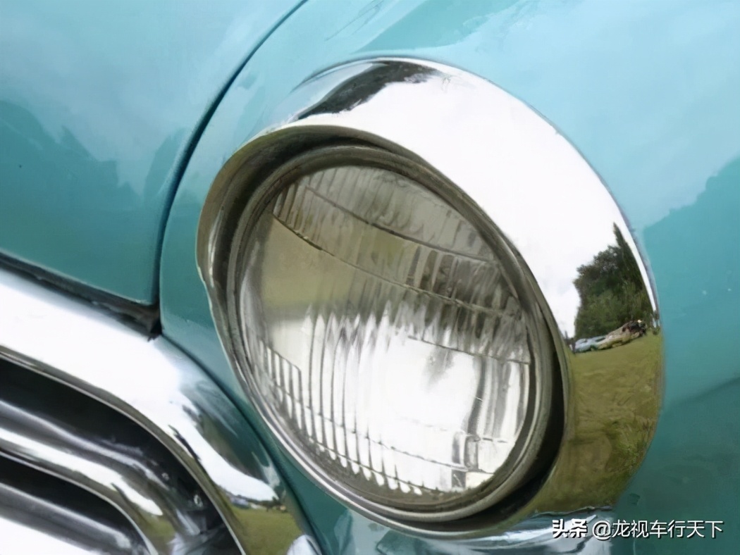 汽车大灯进化史,汽车大灯进化史解析