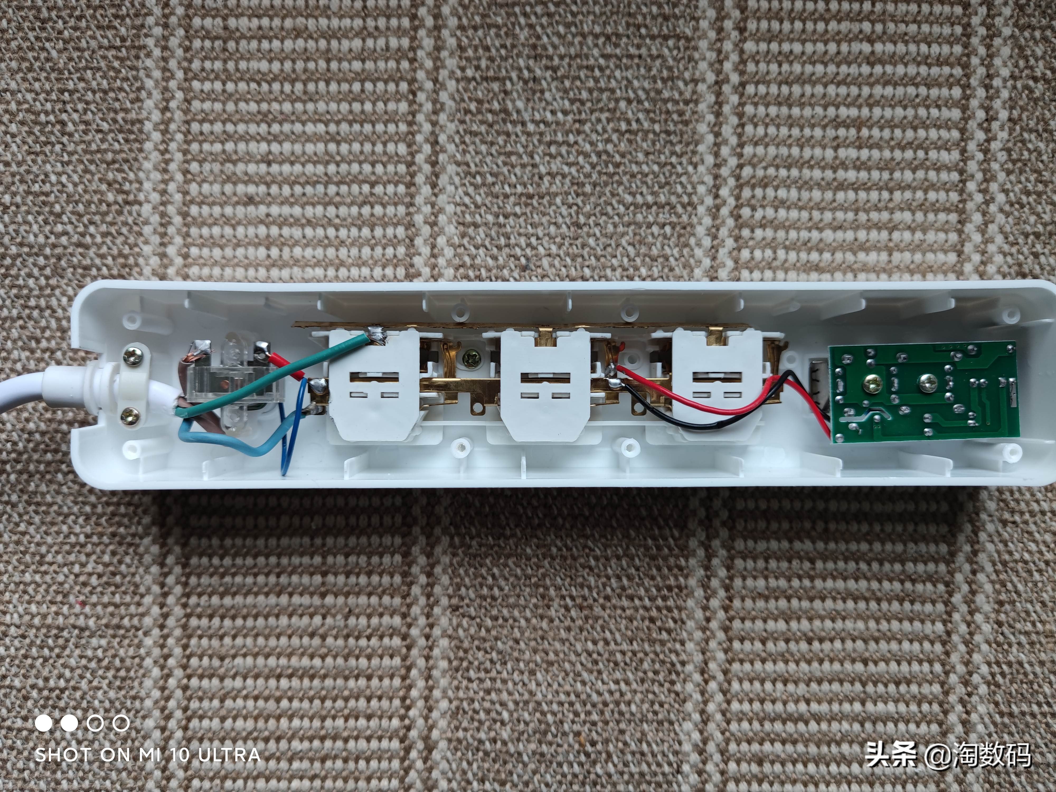 小米智能插座基础版拆解,小米智能插座开箱测评