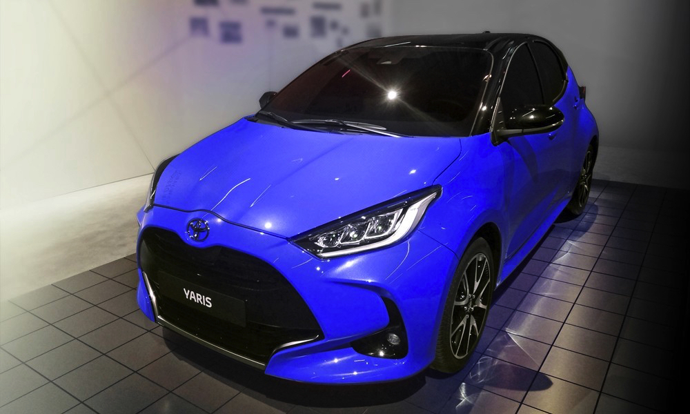 丰田雅力士新款赛车,丰田雅力士对比飞度