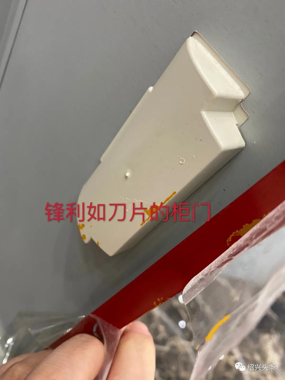 绍兴13个月宝宝在商场割断手指筋，现场血肉模糊，急送省儿保