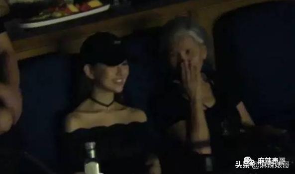 昆凌碰瓷侯佩岑后最新大片,昆凌碰瓷的心理